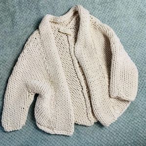 NEW SCOTLAND Thick Knit Cream Cardigan